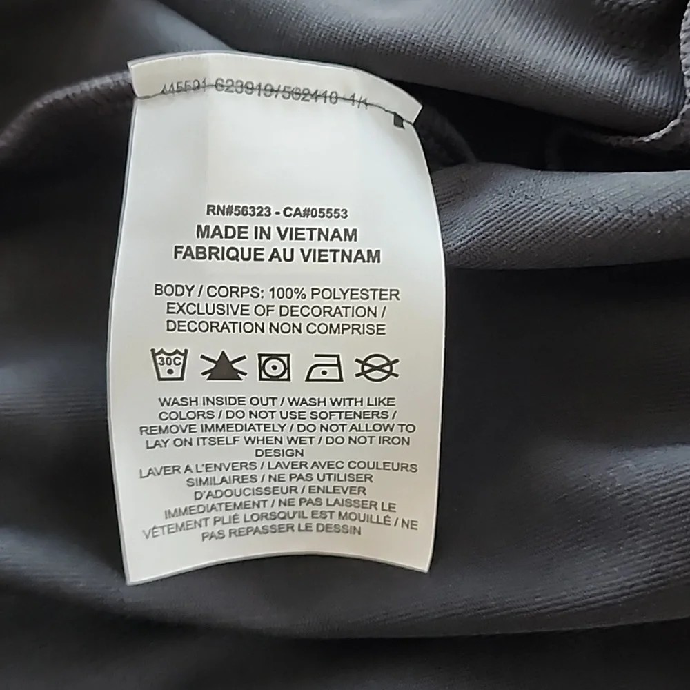 Nike Air Women's Black Drifit Top - Size 1X - Picture 6 of 8
